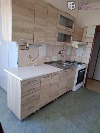 Pronájem bytu 1+1, Tábor, Helsinská, 43 m2