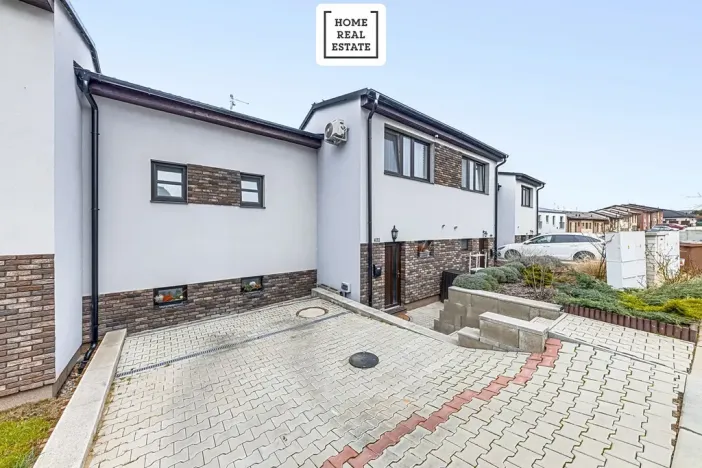 Pronájem rodinného domu, Stehelčeves, U Hřiště, 116 m2