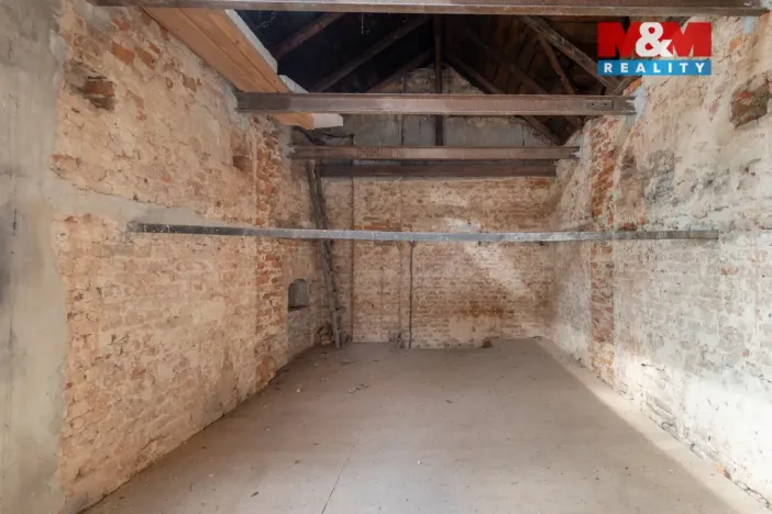 Prodej obchodního prostoru, Opava - Vlaštovičky, Jarní, 90 m2