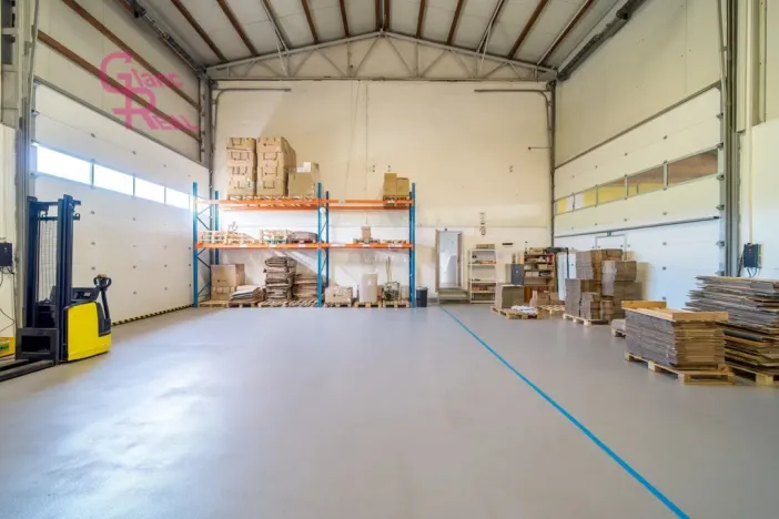 Prodej skladu, Těmice, 2178 m2