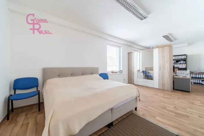 Prodej výrobních prostor, Těmice, 2178 m2