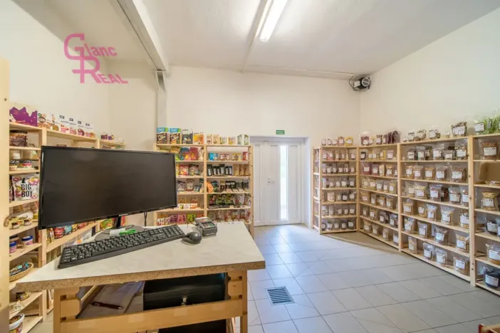 Prodej výrobních prostor, Těmice, 2178 m2