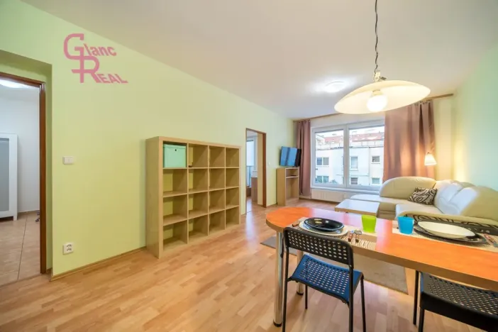 Pronájem bytu 2+kk, Brno, Zderadova, 51 m2