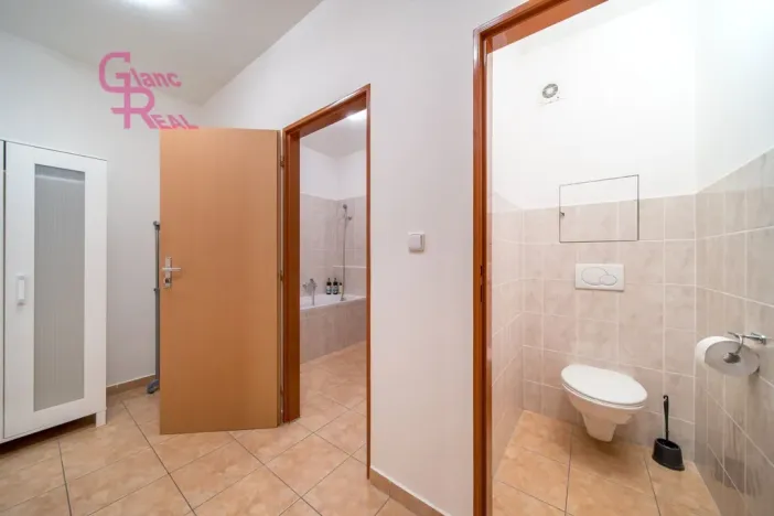 Pronájem bytu 2+kk, Brno, Zderadova, 51 m2