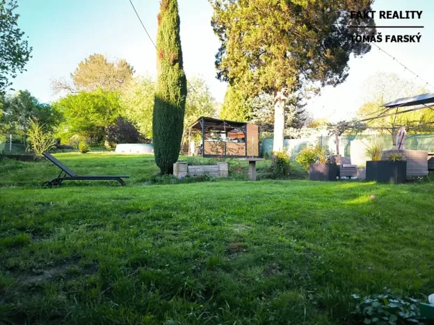 Pronájem bytu 2+1, Děčín, U Dvora, 60 m2