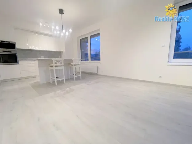 Pronájem bytu 2+kk, Praha - Záběhlice, Klapálkova, 58 m2