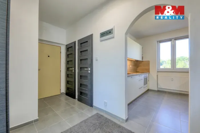 Prodej bytu 3+1, Hostouň - Holubeč, 86 m2