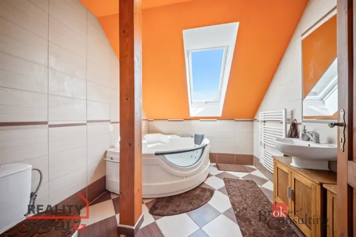 Prodej rodinného domu, Libušín, Pod Sv. Jiřím, 170 m2