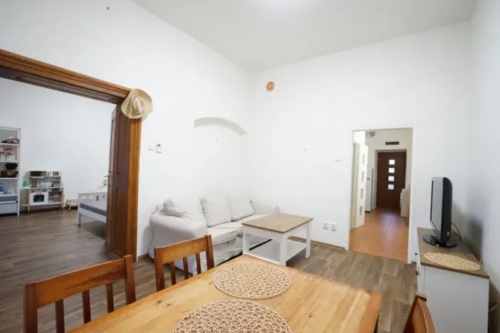 Pronájem bytu 2+1, Jaroměř, Arnošta Heidricha, 53 m2