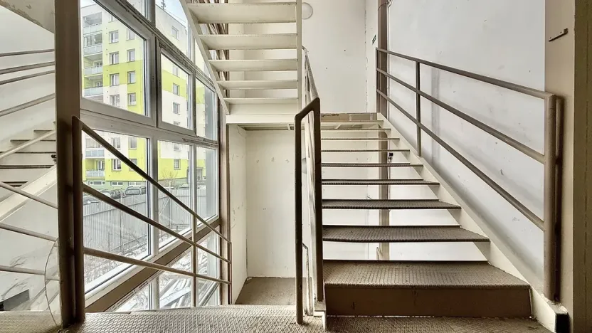 Pronájem obchodního prostoru, Veselí nad Moravou, Chaloupky, 1200 m2