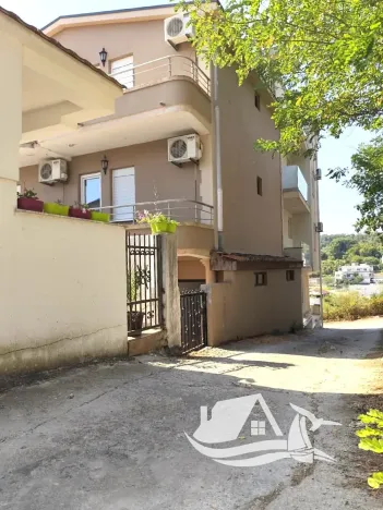 Prodej rodinného domu, Ulcinj, Černá Hora, 290 m2
