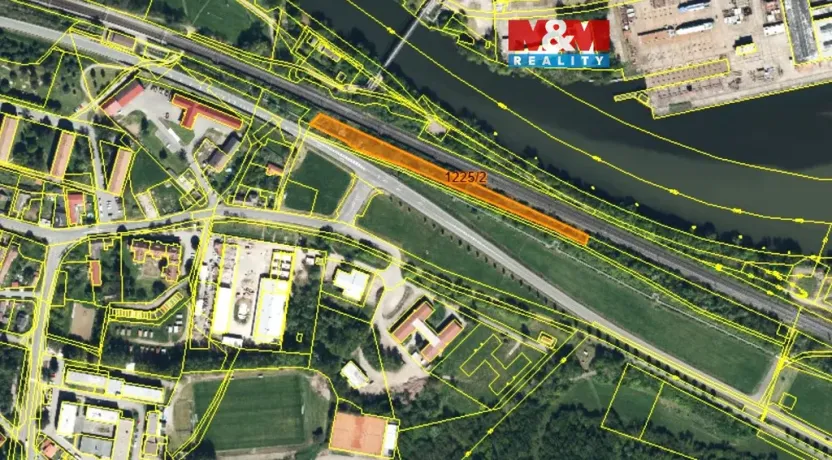 Prodej louky, Chvaletice, 3644 m2