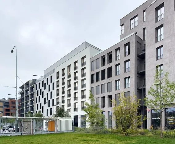 Pronájem bytu 1+kk, Praha - Smíchov, Toyen, 42 m2