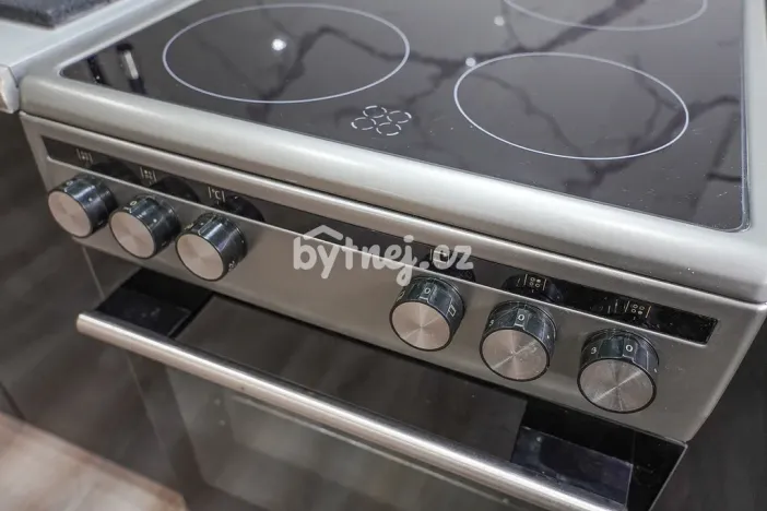 Pronájem bytu 2+kk, Louny, Jablonského, 41 m2