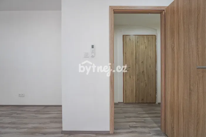 Pronájem bytu 2+kk, Louny, Jablonského, 41 m2