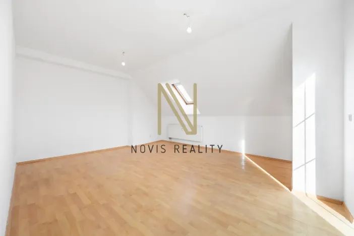 Pronájem bytu 3+kk, Klatovy - Klatovy IV, Komenského, 100 m2