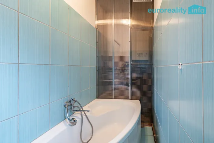 Prodej činžovního domu, Cheb, Vančurova, 329 m2