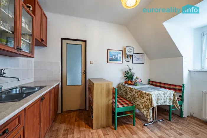 Prodej činžovního domu, Cheb, Vančurova, 329 m2