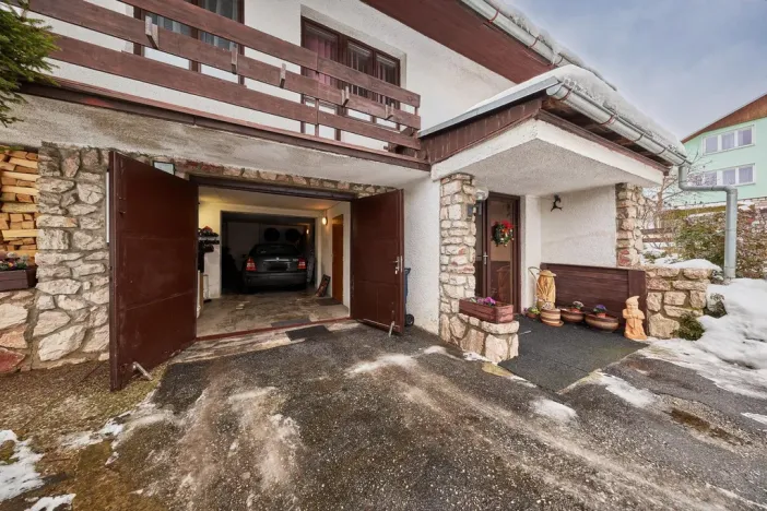 Prodej vícegeneračního domu, Vrchlabí, J. Kablíkové, 252 m2