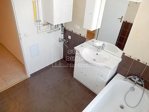 Pronájem bytu 2+kk, Praha - Karlín, Sokolovská, 87 m2