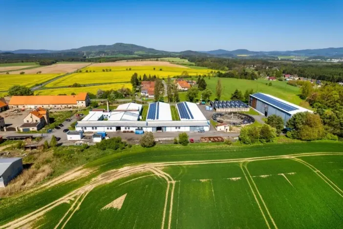 Pronájem skladu, Sosnová, 4438 m2