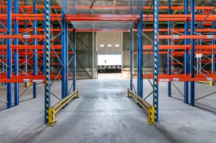 Pronájem skladu, Sosnová, 4438 m2