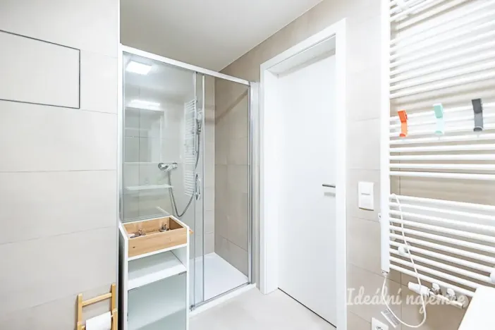 Pronájem bytu 1+kk, Praha - Hostivař, Nurmiho, 40 m2