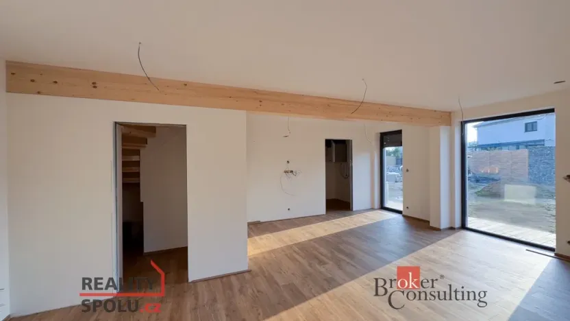 Prodej bytu 4+1, Praha - Pitkovice, K dálnici, 155 m2