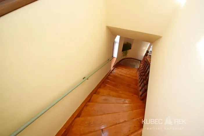 Pronájem bytu 2+kk, Tábor, Zbyňkova, 76 m2