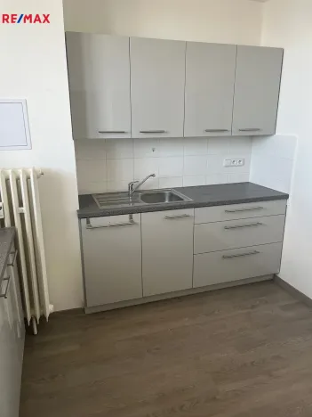 Pronájem bytu 2+1, Zlín, třída Tomáše Bati, 50 m2