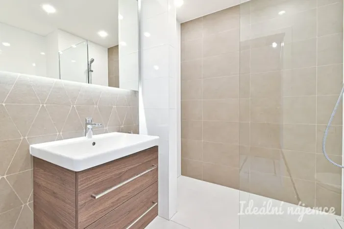 Pronájem bytu 1+kk, Brno, Koliště, 23 m2