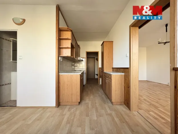 Pronájem bytu 2+1, Velešín, Sídliště, 61 m2