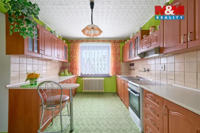 Prodej rodinného domu, Bukovice, 198 m2