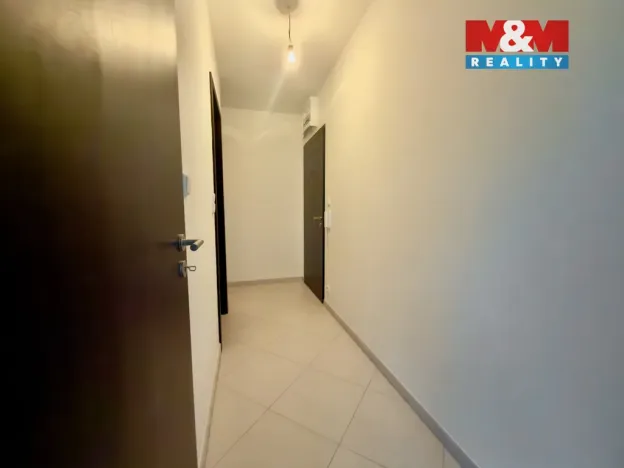 Prodej bytu 1+kk, Praha - Ruzyně, Stočesova, 32 m2