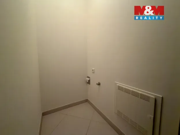 Prodej bytu 1+kk, Praha - Ruzyně, Stočesova, 32 m2