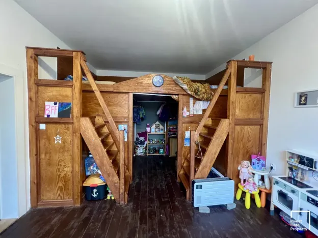 Prodej bytu 2+1, České Velenice, Besední, 75 m2