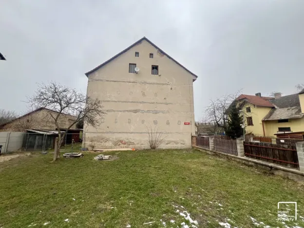 Prodej bytu 2+1, České Velenice, Besední, 75 m2