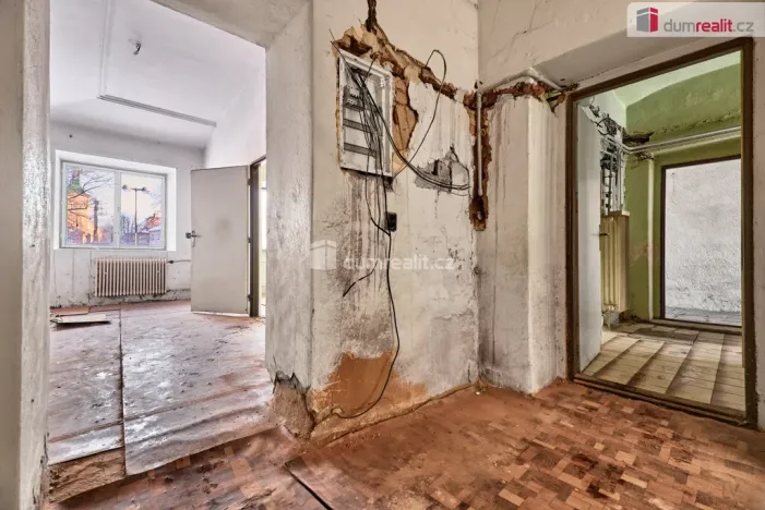 Prodej rodinného domu, Kravaře, náměstí, 200 m2