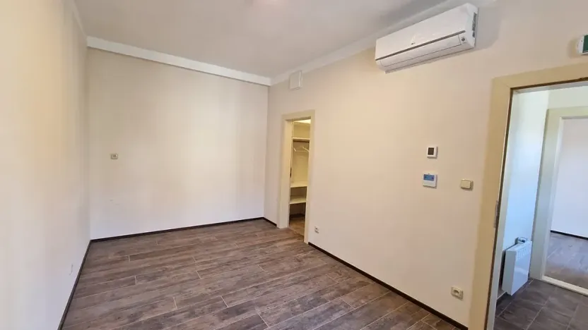 Pronájem bytu 2+kk, Litoměřice, Mírové náměstí, 37 m2
