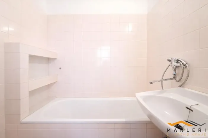 Pronájem bytu 2+1, Žďár nad Sázavou - Žďár nad Sázavou 2, Purkyňova, 56 m2