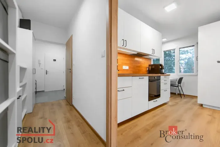 Prodej bytu 2+1, Plzeň - Lobzy, Ke Kukačce, 54 m2