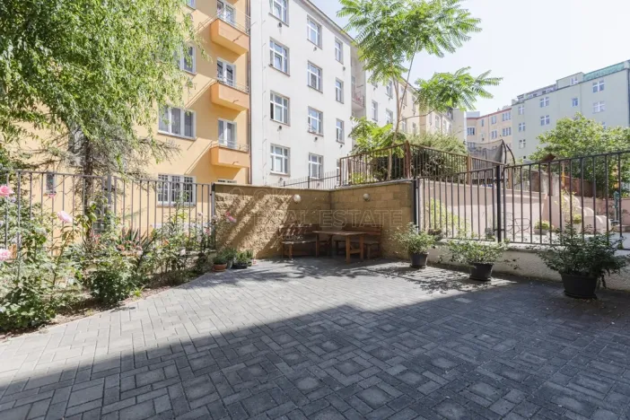 Prodej bytu 3+1, Praha - Bubeneč, Jugoslávských partyzánů, 79 m2