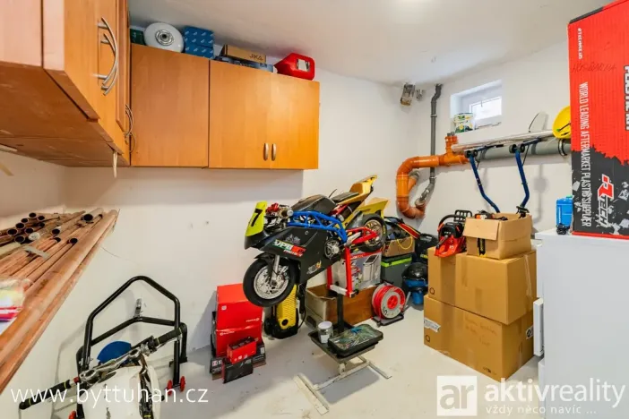 Prodej bytu 3+kk, Tuhaň, 79 m2