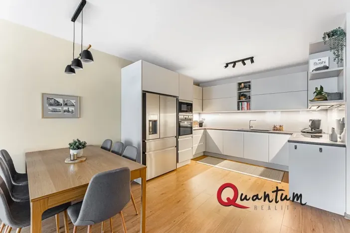 Prodej bytu 3+kk, Praha - Dolní Měcholupy, Honzíkova, 89 m2