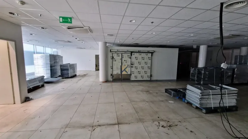 Pronájem obchodního prostoru, Praha - Smíchov, Svornosti, 346 m2