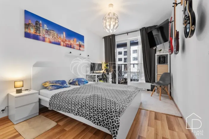 Prodej bytu 2+kk, Praha - Uhříněves, Oty Bubeníčka, 51 m2