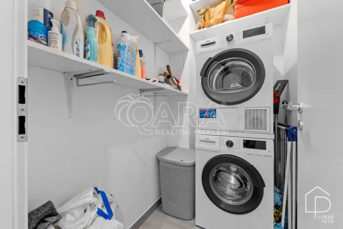 Prodej bytu 2+kk, Praha - Uhříněves, Oty Bubeníčka, 51 m2