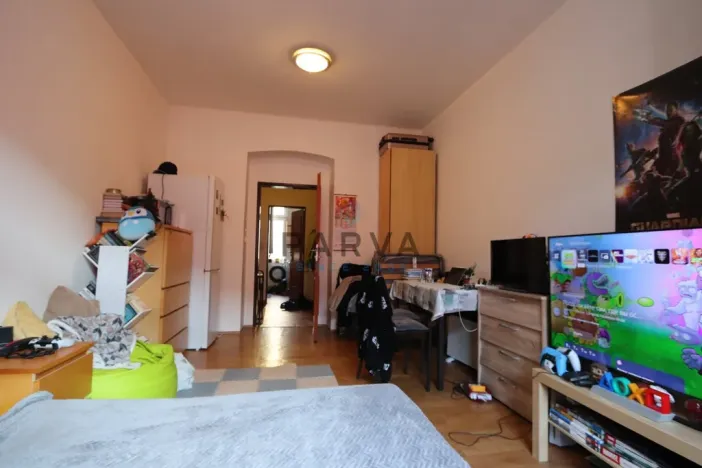 Prodej bytu 1+kk, Plzeň - Jižní Předměstí, Krátká, 27 m2