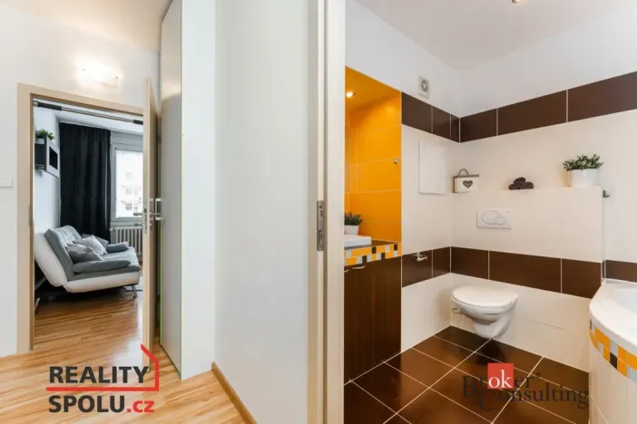 Prodej bytu 2+kk, Pardubice - Zelené Předměstí, nábřeží Závodu míru, 40 m2