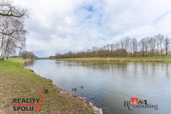 Prodej bytu 2+kk, Pardubice - Zelené Předměstí, nábřeží Závodu míru, 40 m2